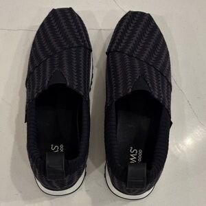 Tom’s Women’s Black Slip-On Sneakers